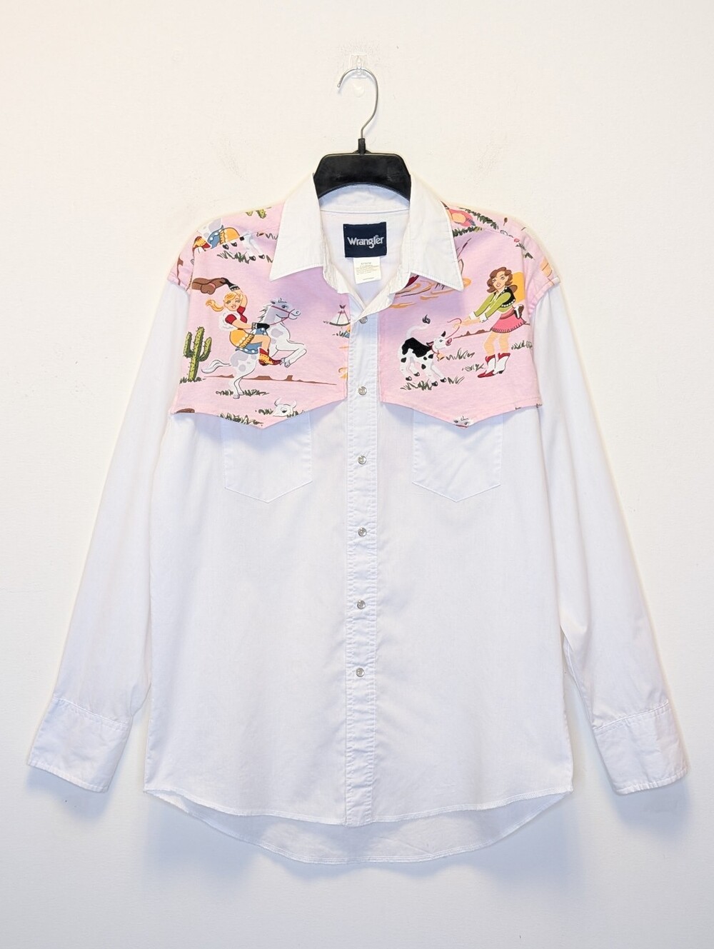 Wrangler Rare Pearl Snap Western Shirt Pink Cowgirl Novelty Print Yoke M